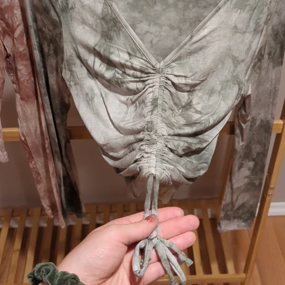 Soft runch front long sleeves - Picture 3 of 3